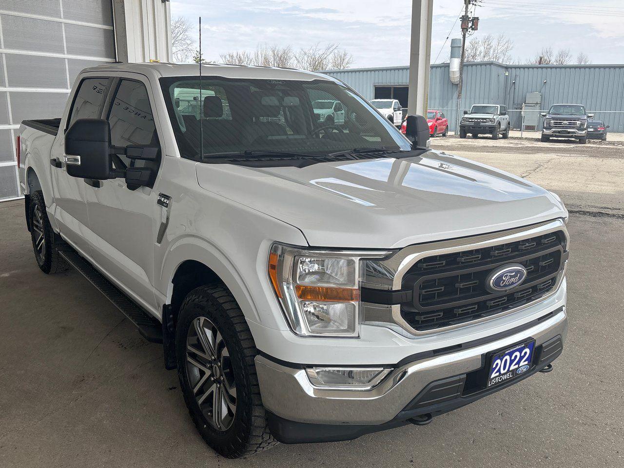 2022 Ford F-150 XLT - Photo #3