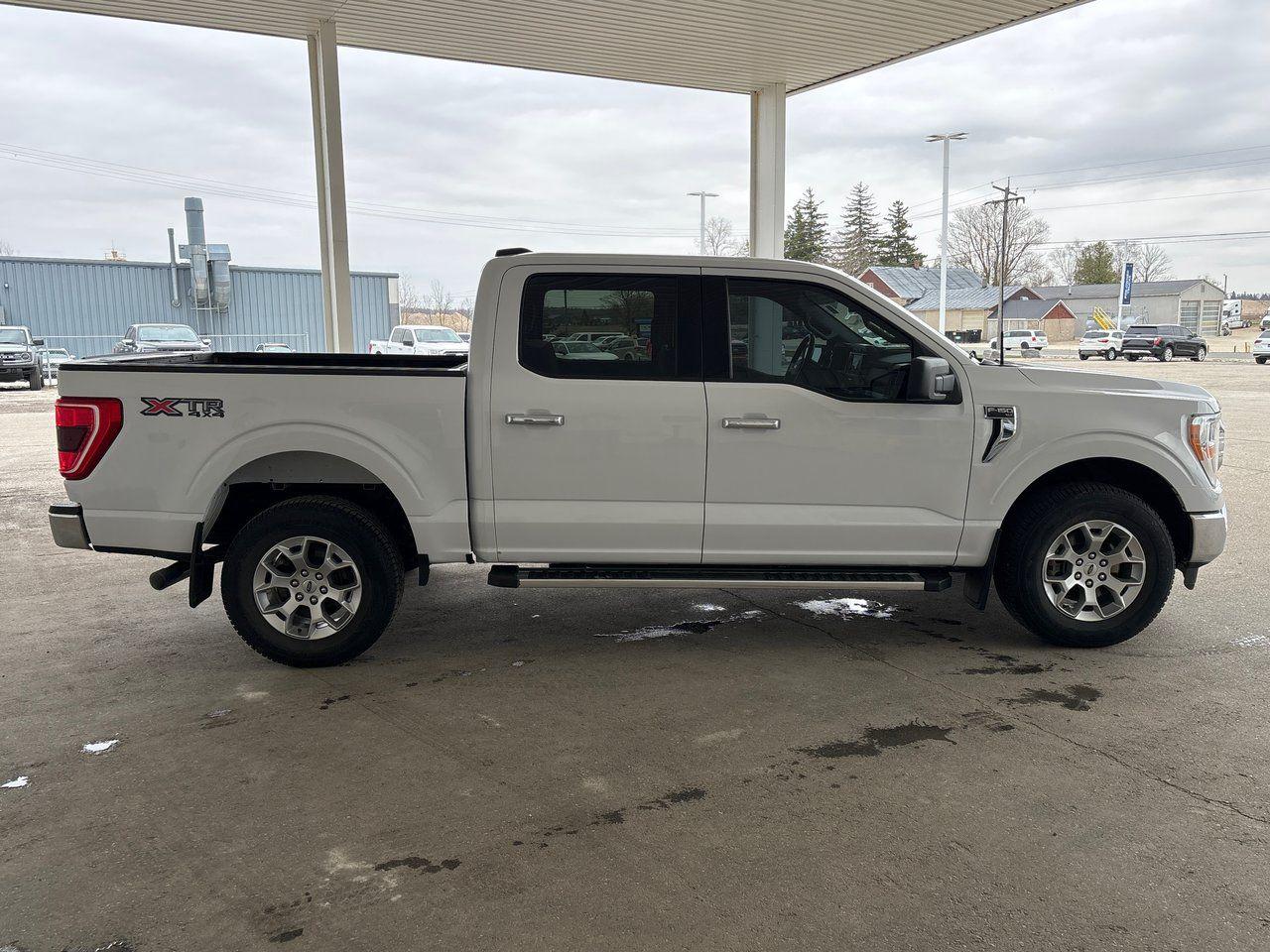 2022 Ford F-150 XLT - Photo #4
