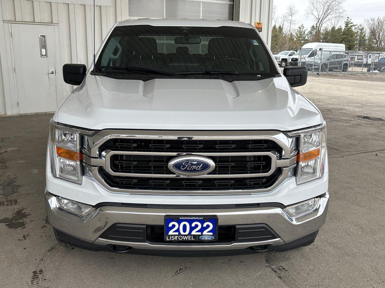 2022 Ford F-150 XLT - Photo #2