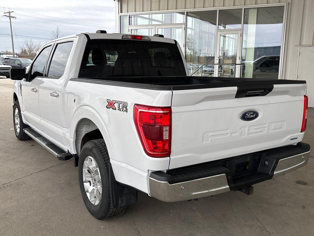 2022 Ford F-150 XLT - Photo #8