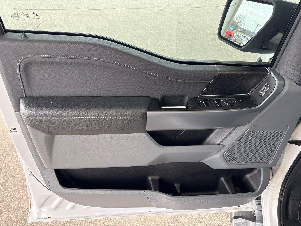 2022 Ford F-150 XLT - Photo #24
