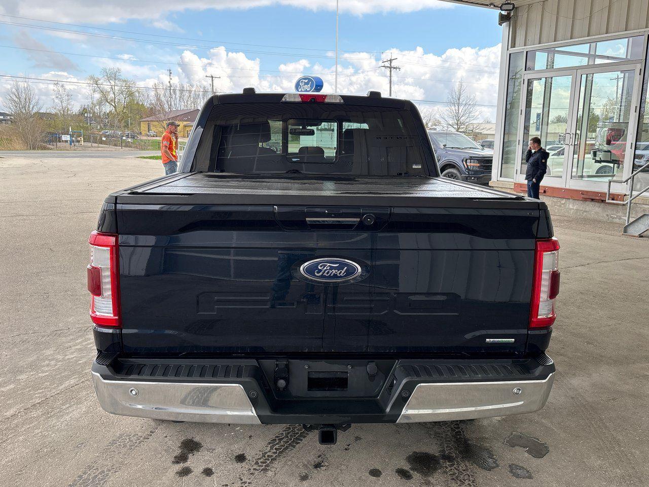 2021 Ford F-150 Lariat - Photo #4
