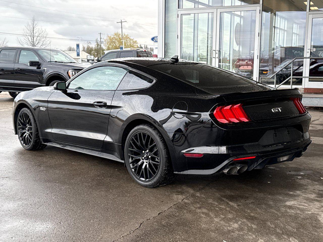 2023 Ford Mustang GT - Photo #5
