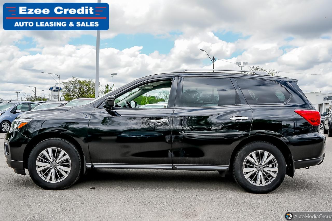 2020 Nissan Pathfinder SV Photo35