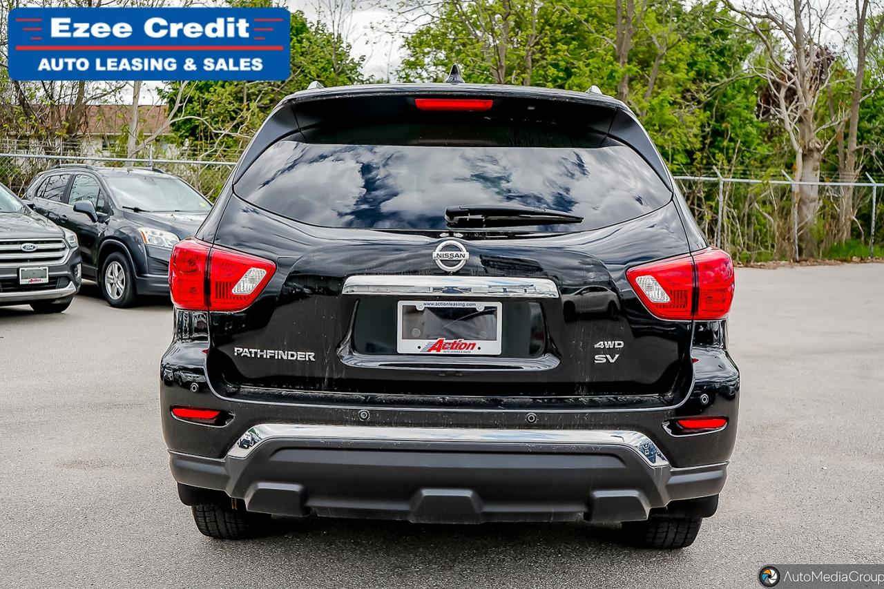 2020 Nissan Pathfinder SV Photo32