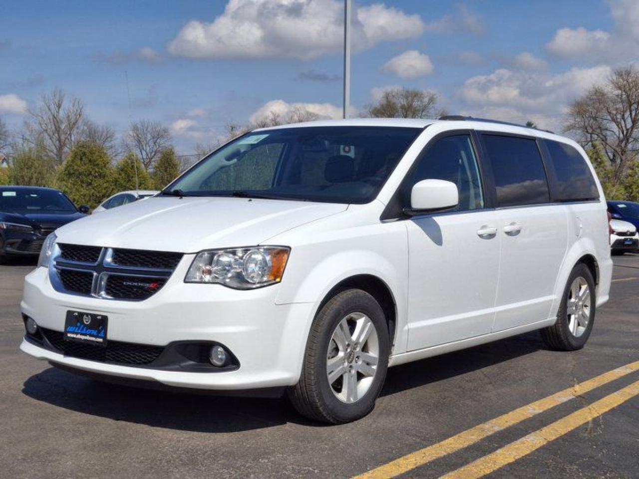 Used 2019 Dodge Grand Caravan Crew Plus | Leather | Nav | Heated Seats & Steering | Remote Start | BSM | Bluetooth | and More ! for sale in Guelph, ON