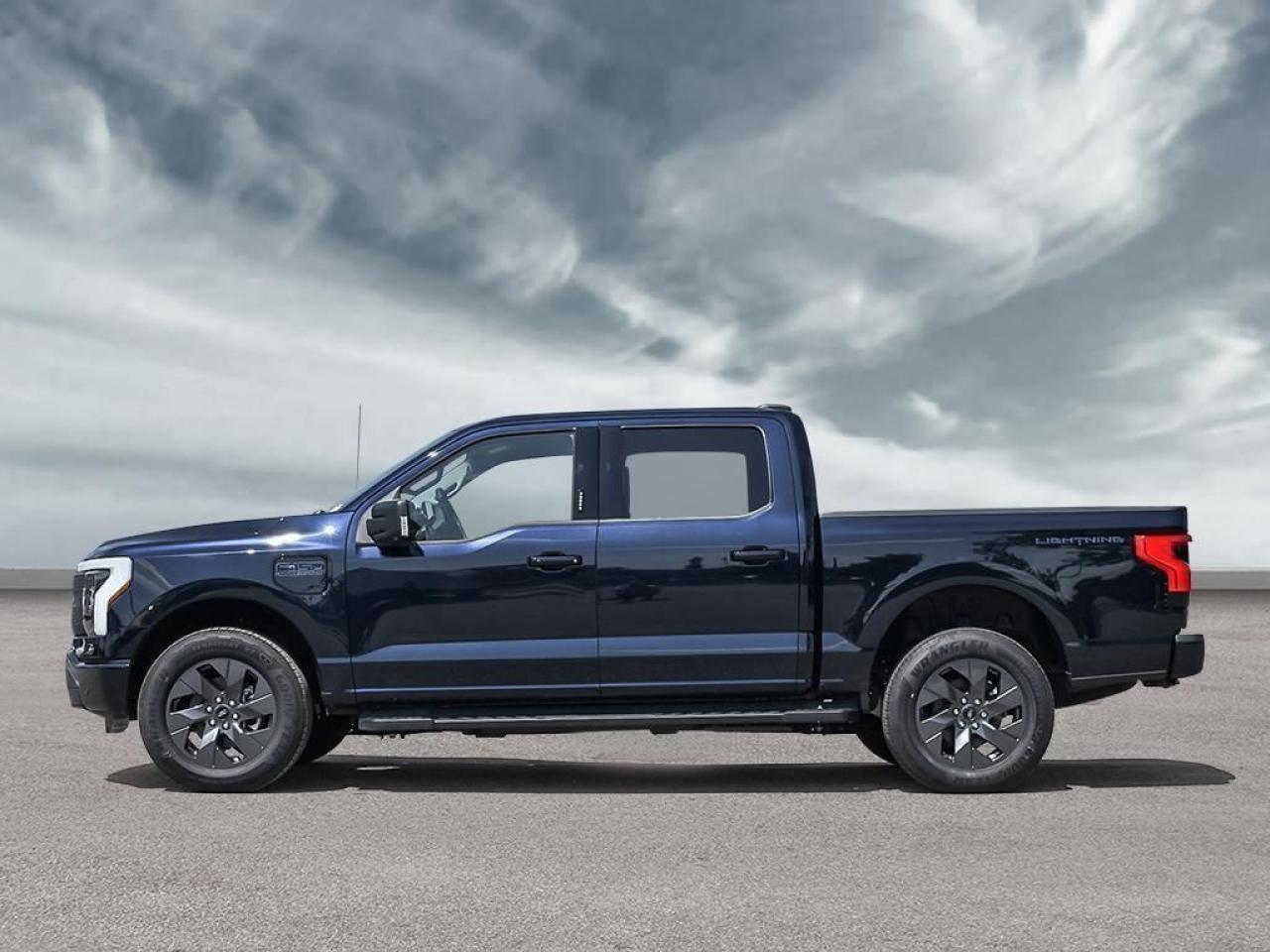 2025 Ford F-150 Lightning Lariat Photo2