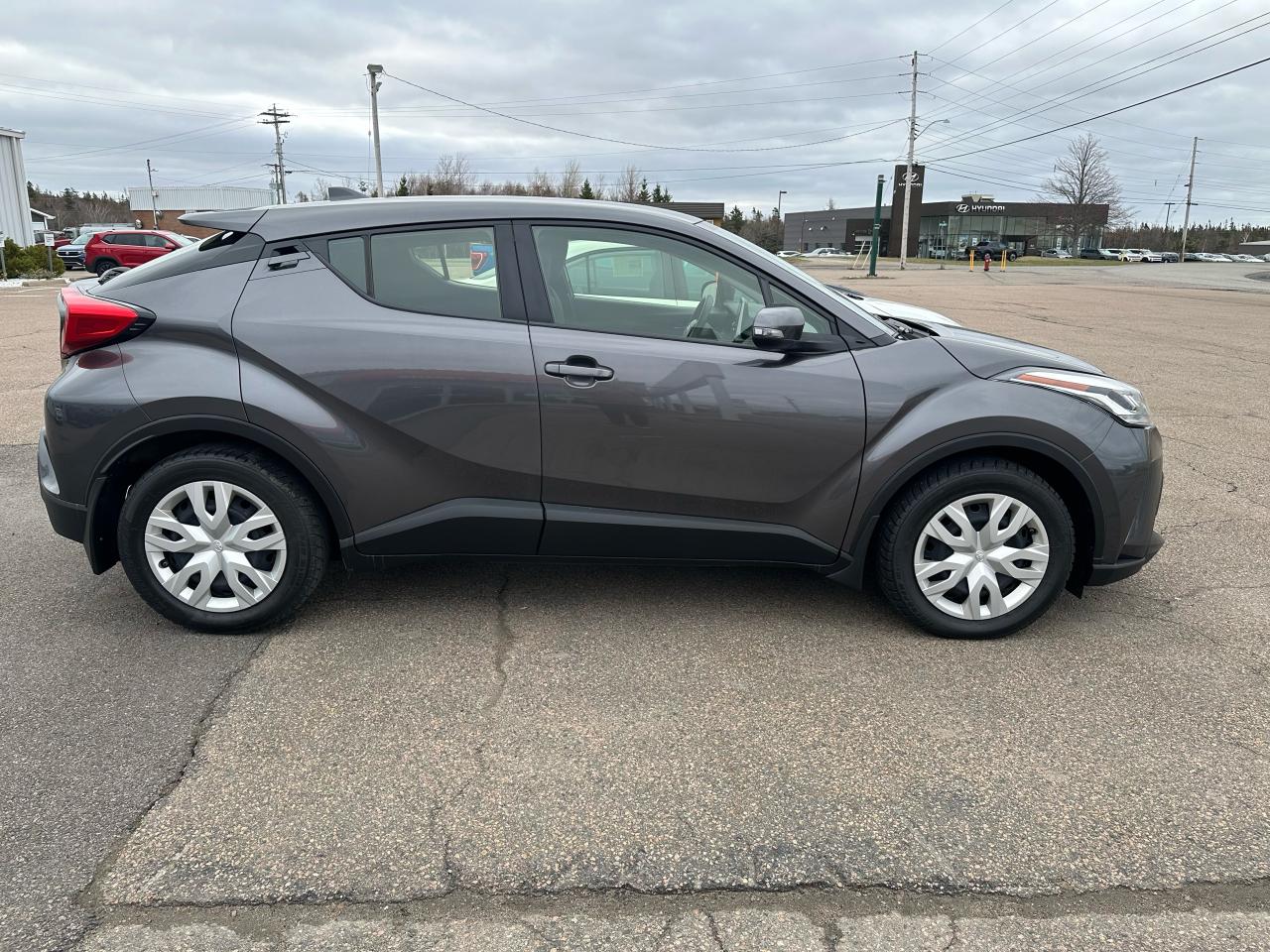 2022 Toyota C-HR  Photo