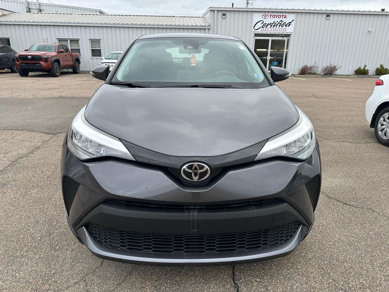 2022 Toyota C-HR  Photo