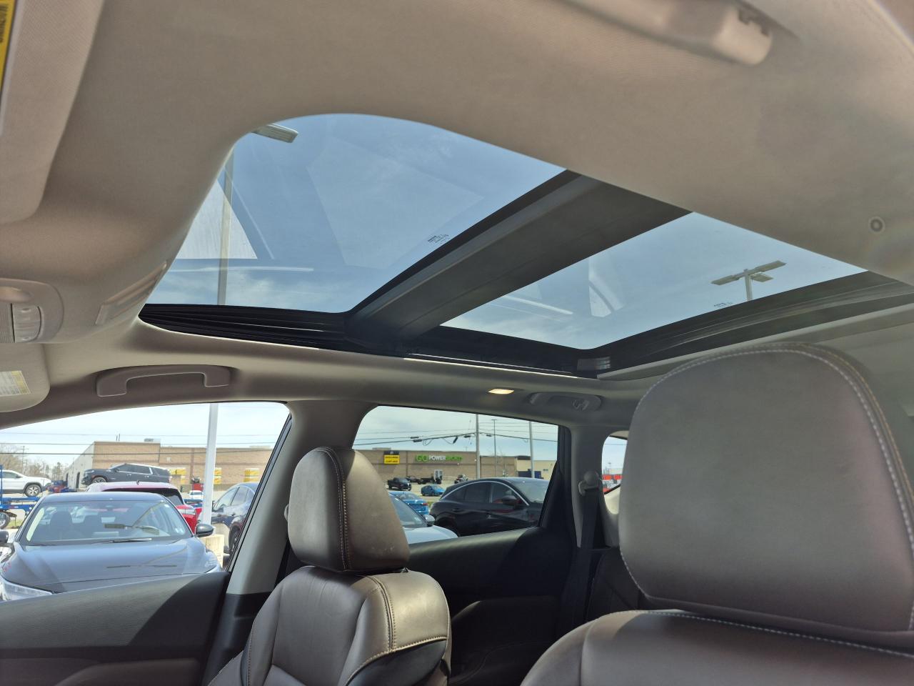 2023 Nissan Murano Platinum Photo13