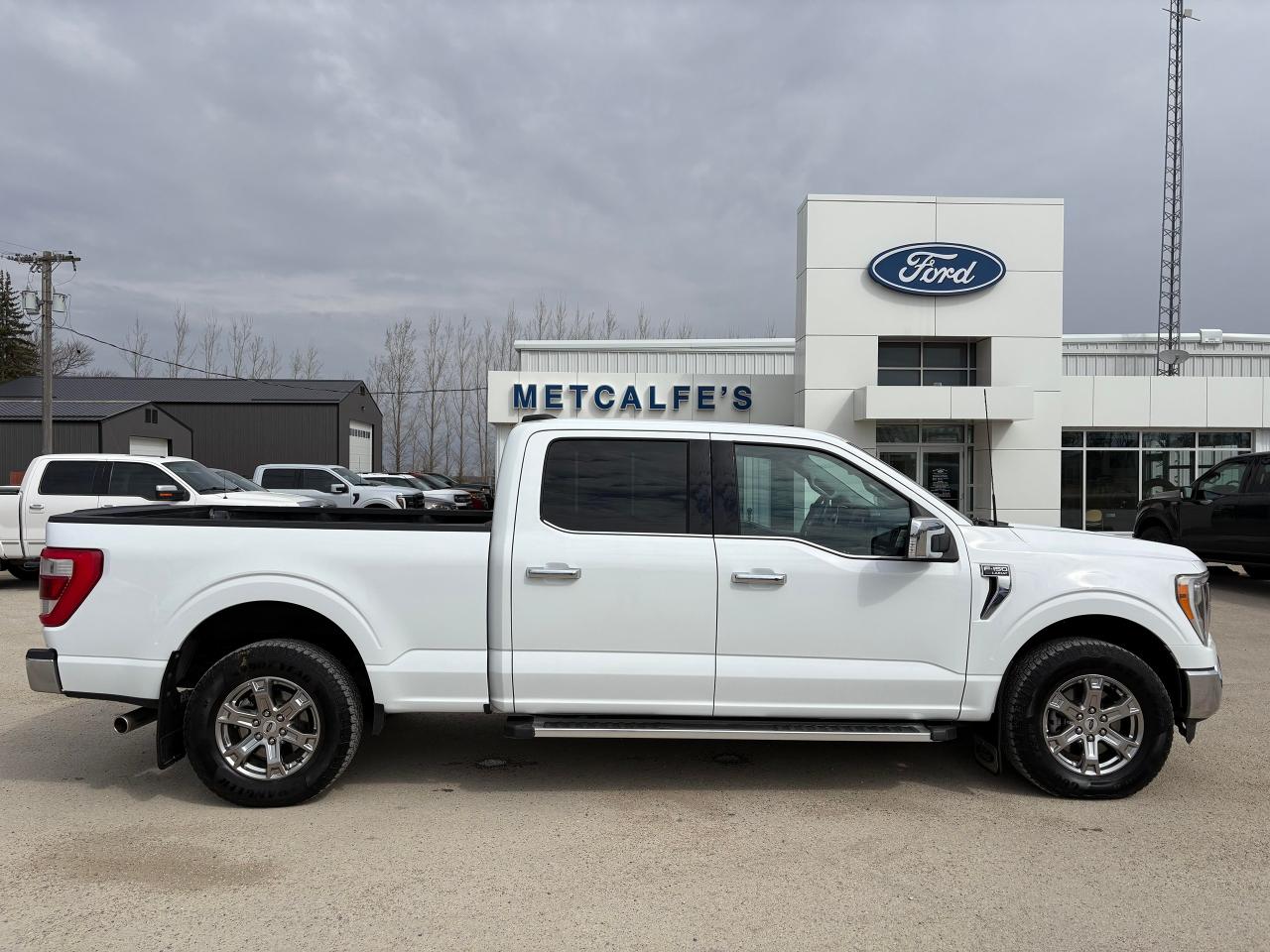 2023 Ford F-150 Lariat Photo0