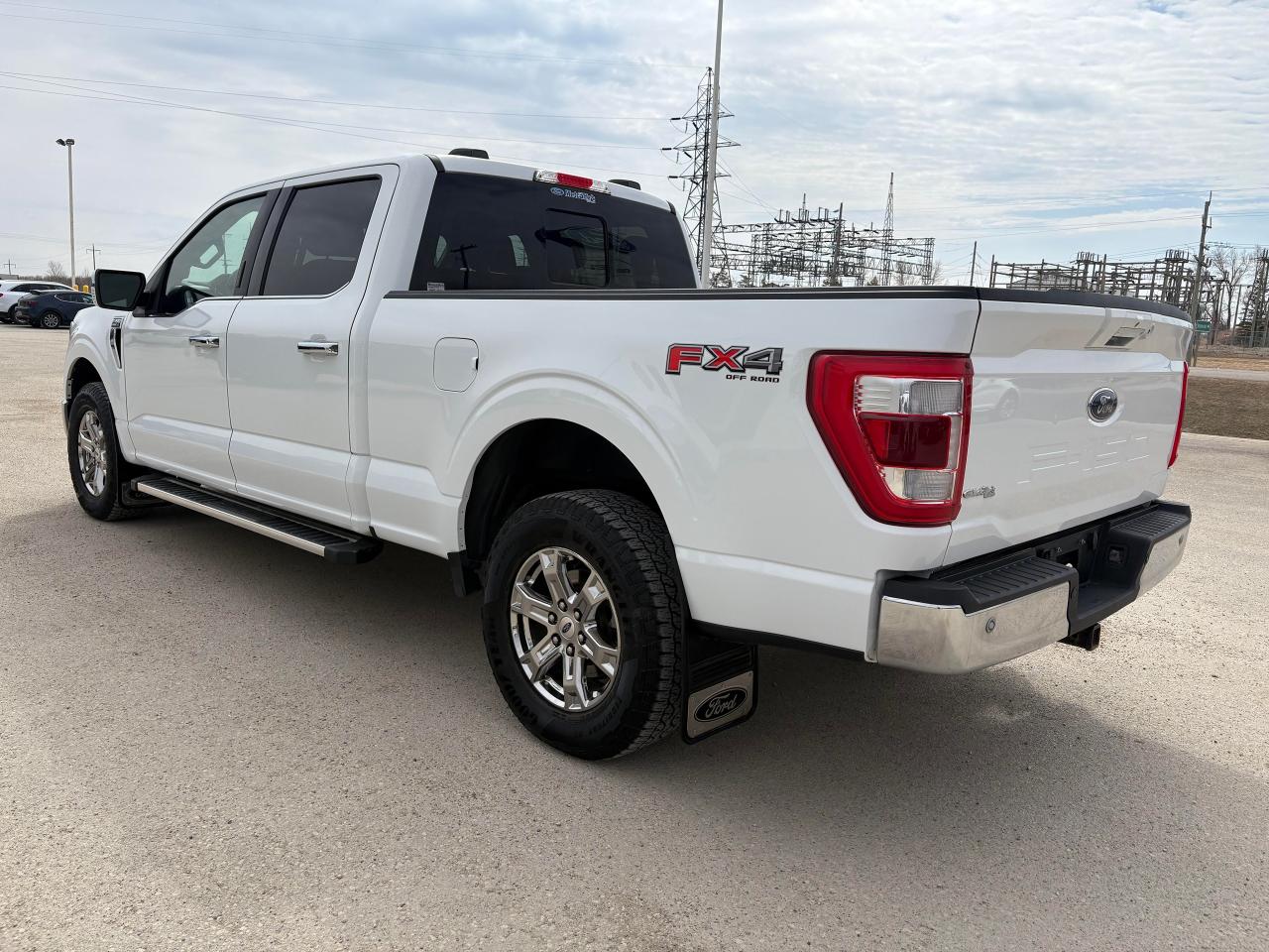 2023 Ford F-150 Lariat Photo5