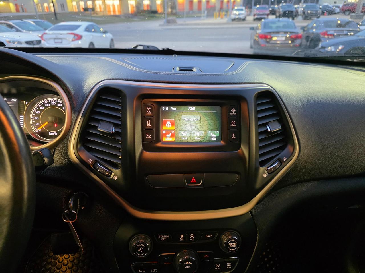 2015 Jeep Cherokee North V6 | Backup Camera | Heated Steering | Heated Seats Photo