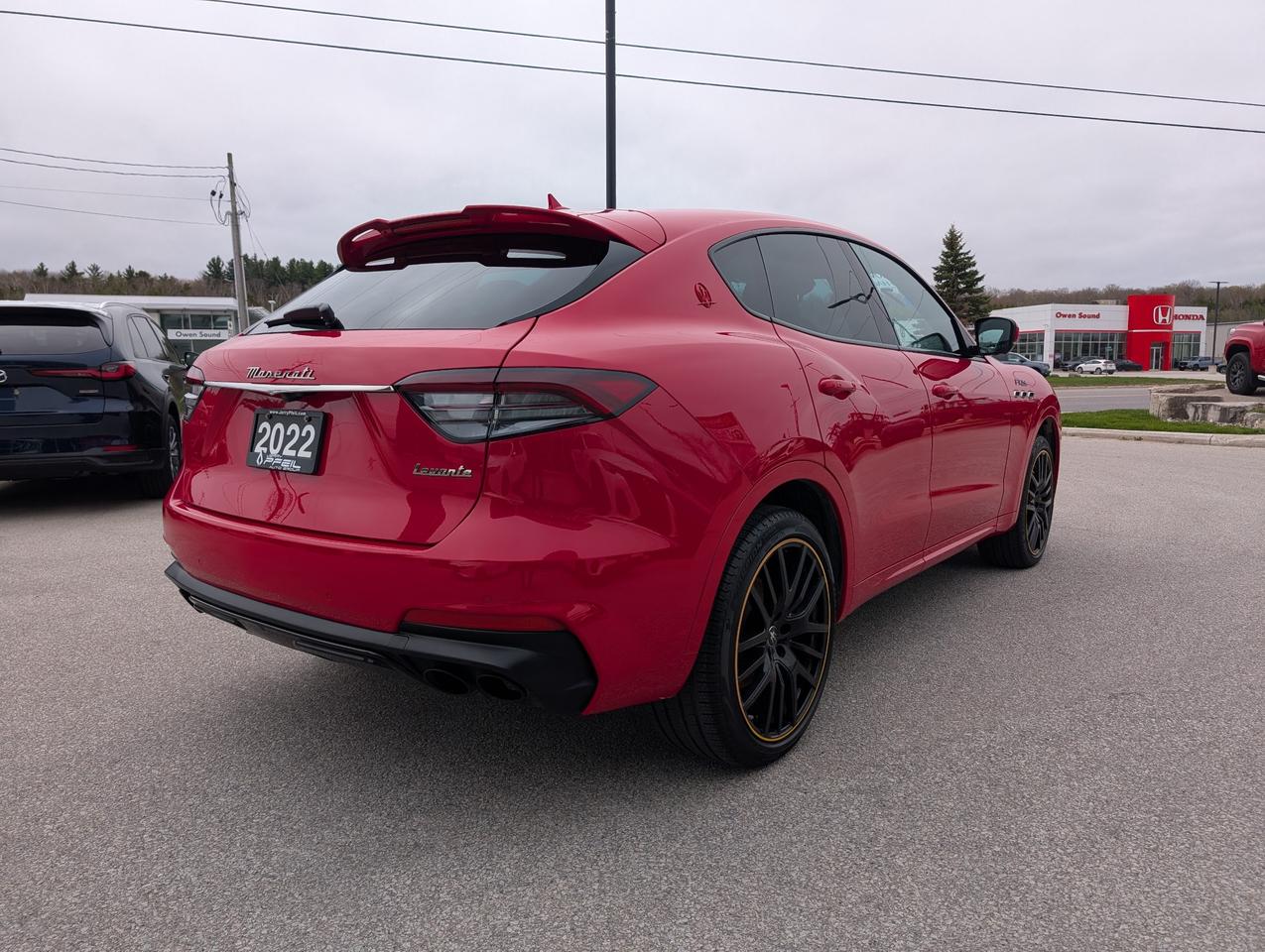2022 Maserati Levante Tributo Photo