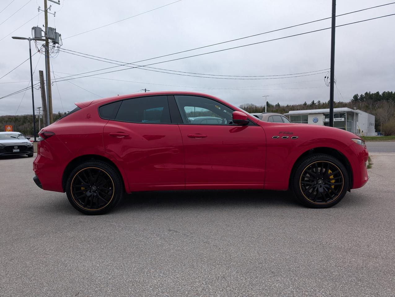 2022 Maserati Levante Tributo Photo