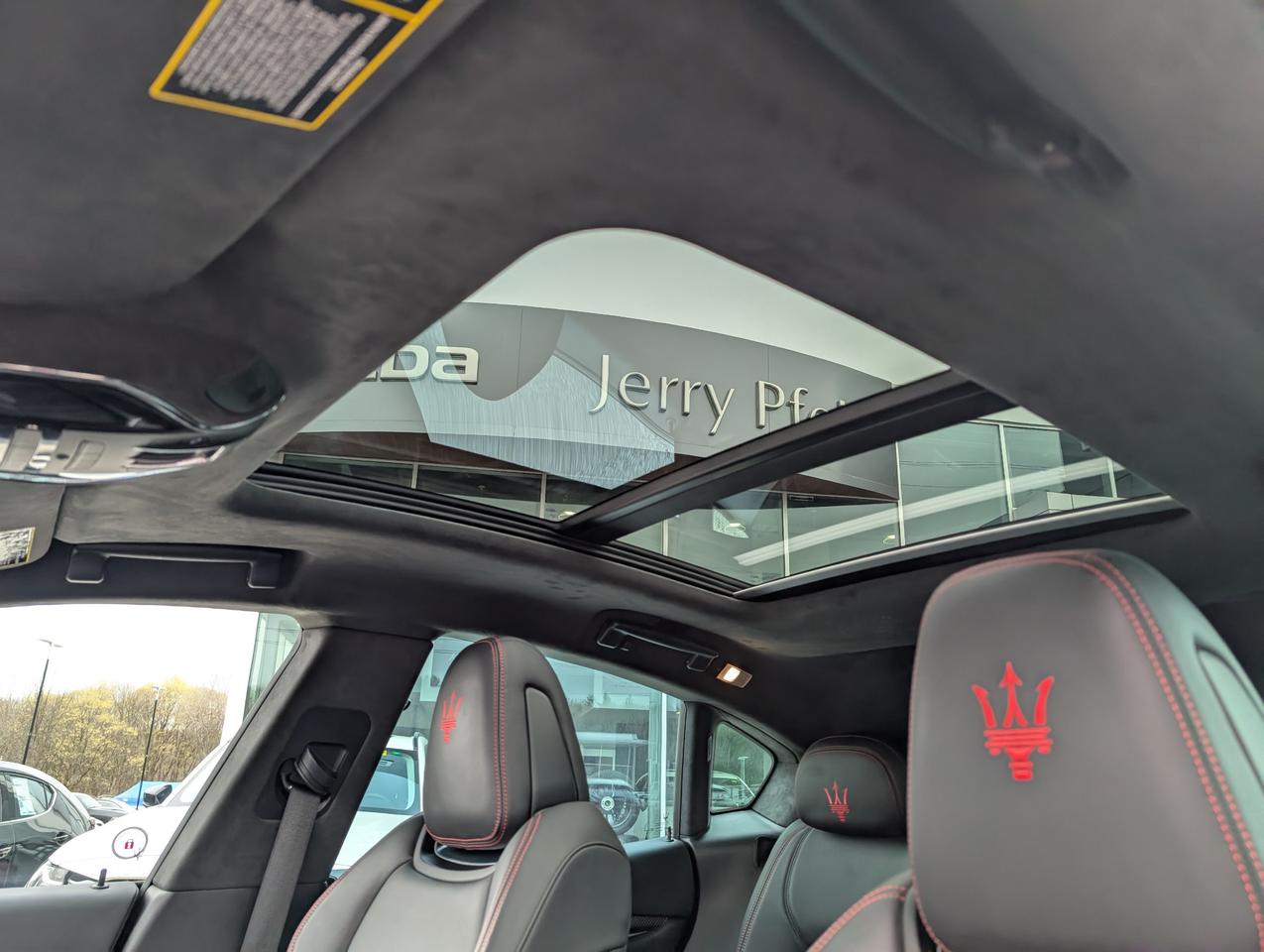 2022 Maserati Levante Tributo Photo