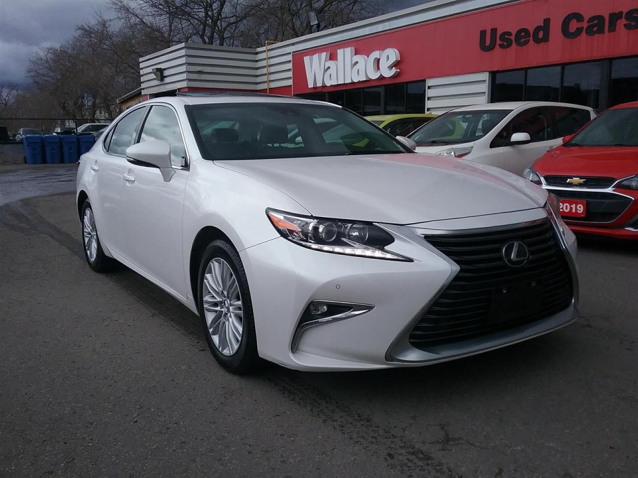 Used 2018 Lexus ES 350 ES 350 | Sunroof | Heated/Vented Leather Seats for sale in Ottawa, ON