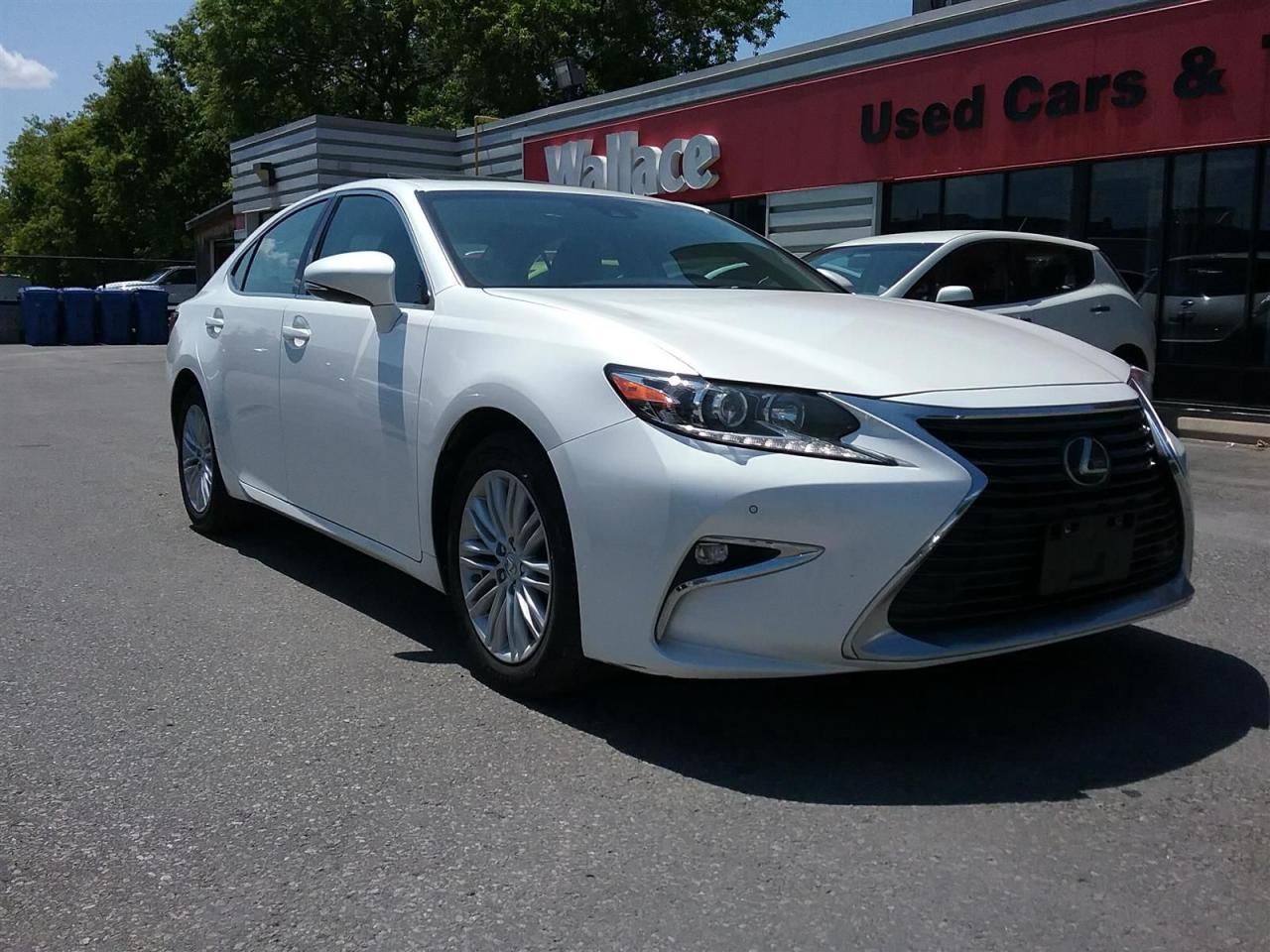 Used 2018 Lexus ES 350 Lexus luxury with Camry price!!! for sale in Ottawa, ON