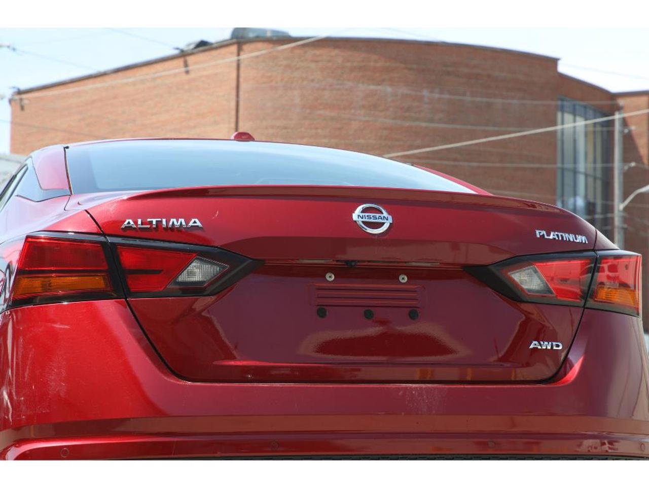 2022 Nissan Altima 2.5 Platinum AWD Photo