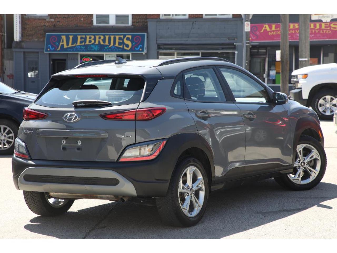 2023 Hyundai KONA Preferred Pkg | AWD | Leather Seats | Sunroof | Collision Warning Photo