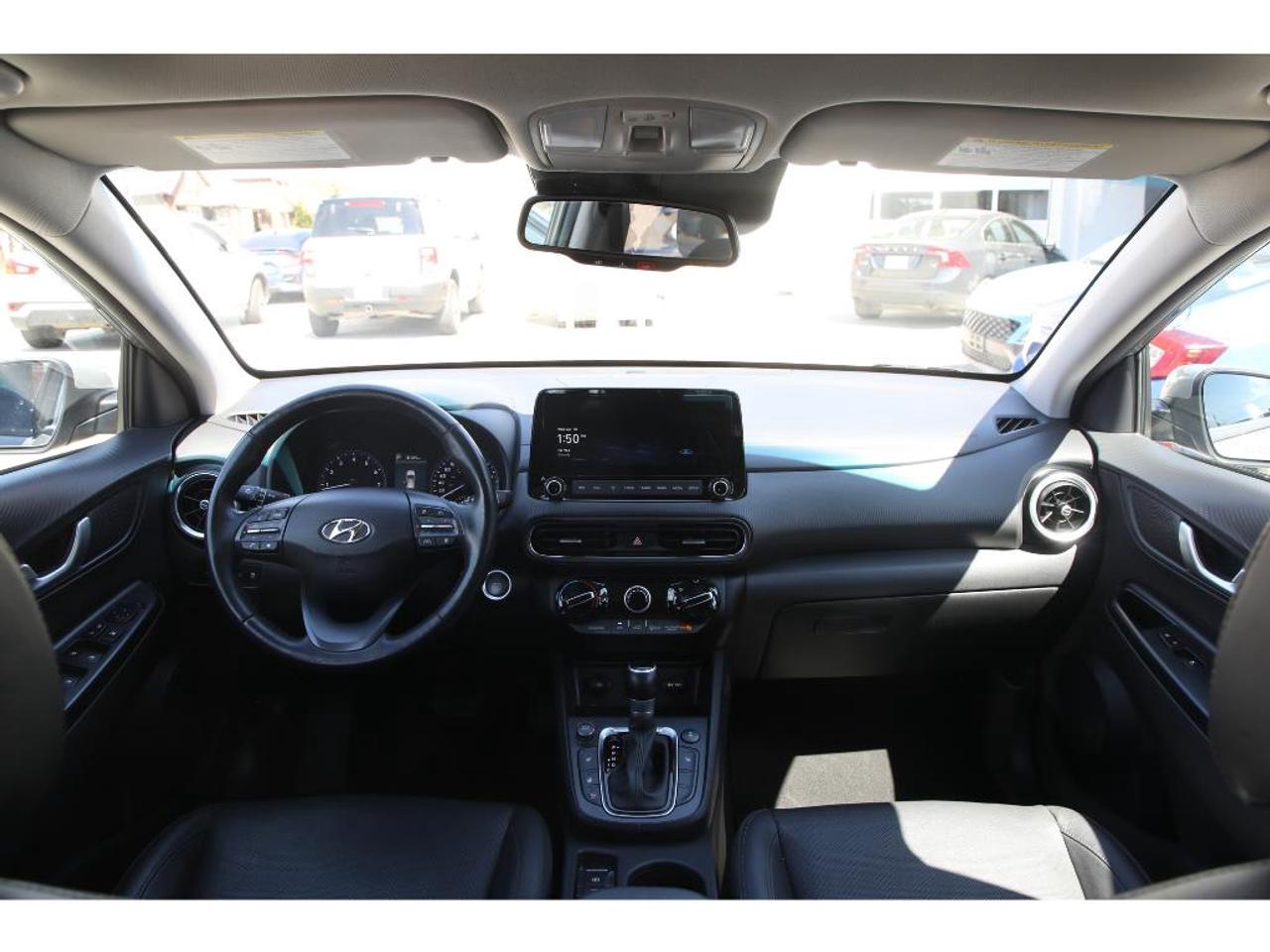 2023 Hyundai KONA Preferred Pkg | AWD | Leather Seats | Sunroof | Collision Warning Photo