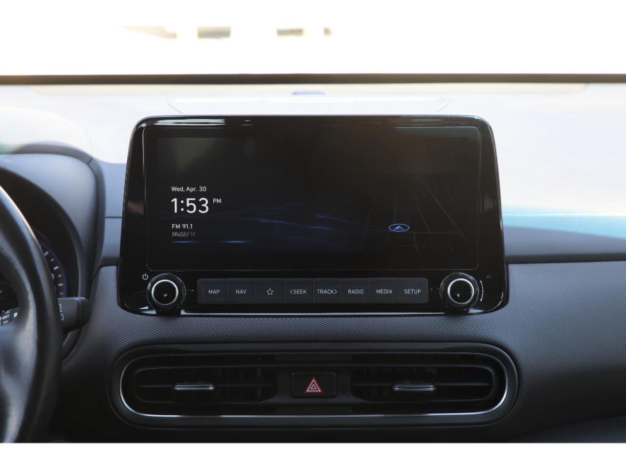 2023 Hyundai KONA Preferred Pkg | AWD | Leather Seats | Sunroof | Collision Warning Photo