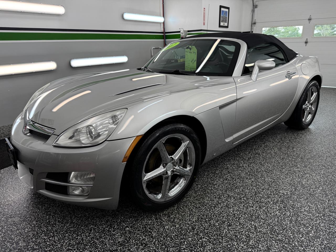 2007 Saturn Sky Convertible - Photo #4