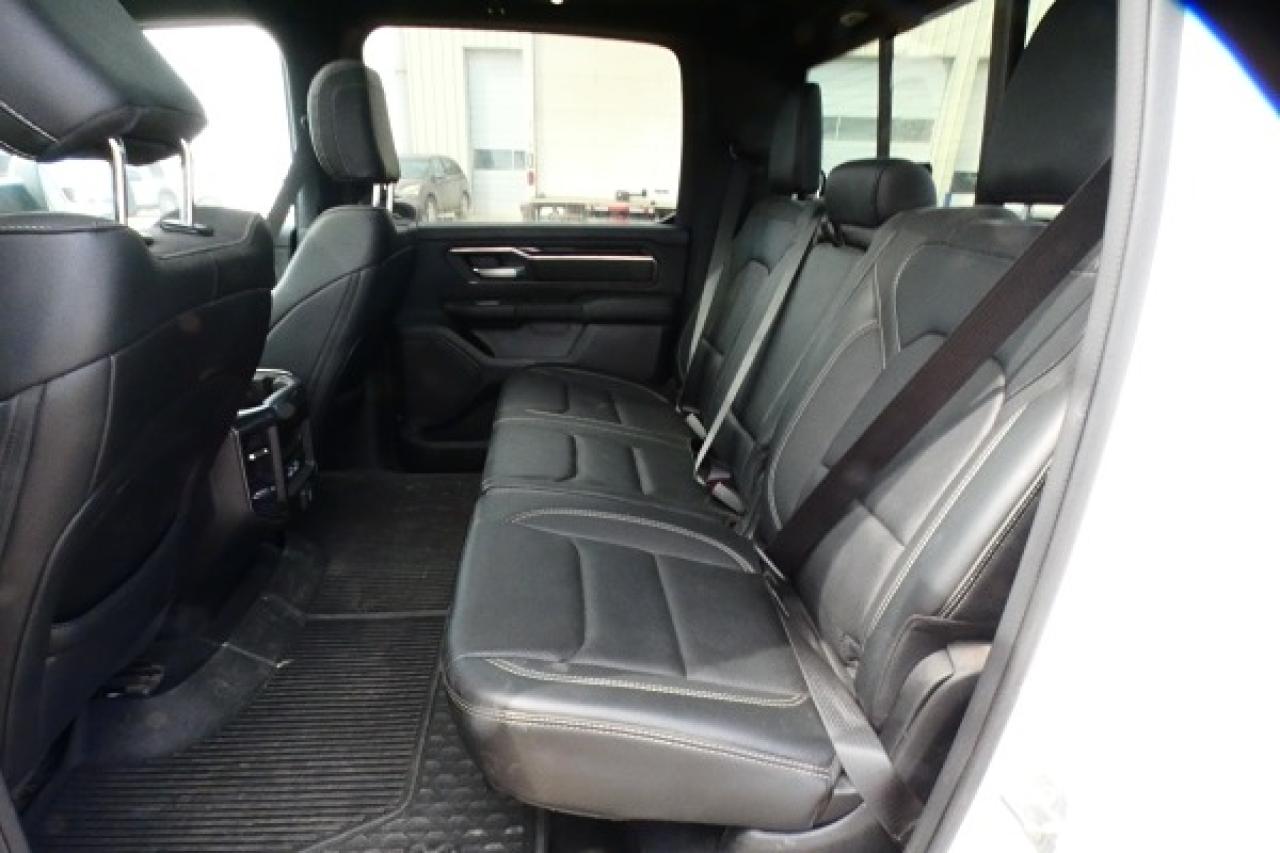 2022 Dodge Ram 1500 Sport 4x4 Crew Cab w/H&C L, pano S/R, NAV, BUC - Photo #9