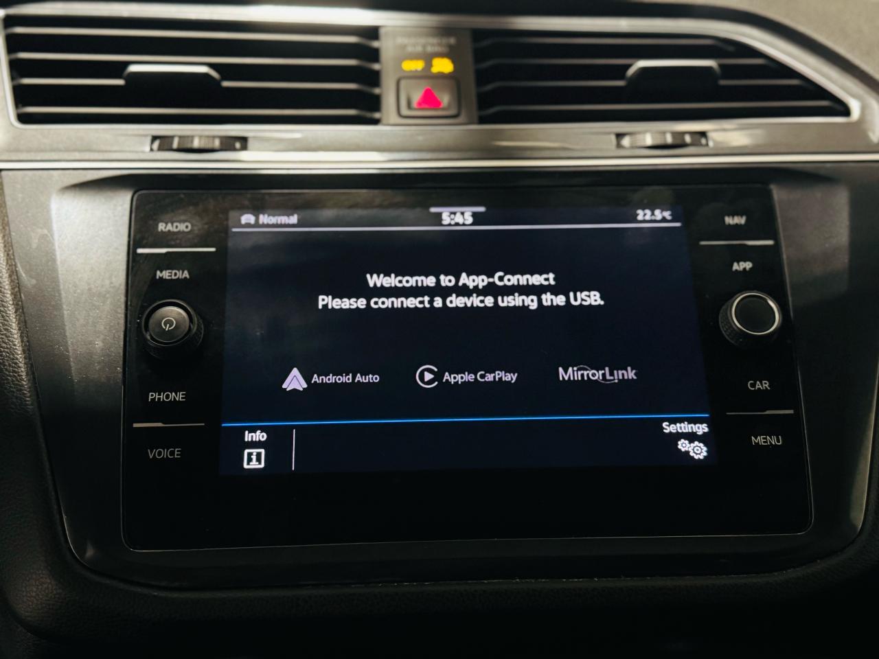 2021 Volkswagen Tiguan SE 4Motion AWD - Photo #20