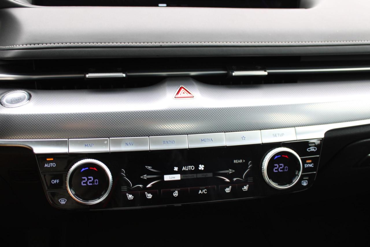 2024 Genesis G80 2.5T Advanced AWD - Photo #13