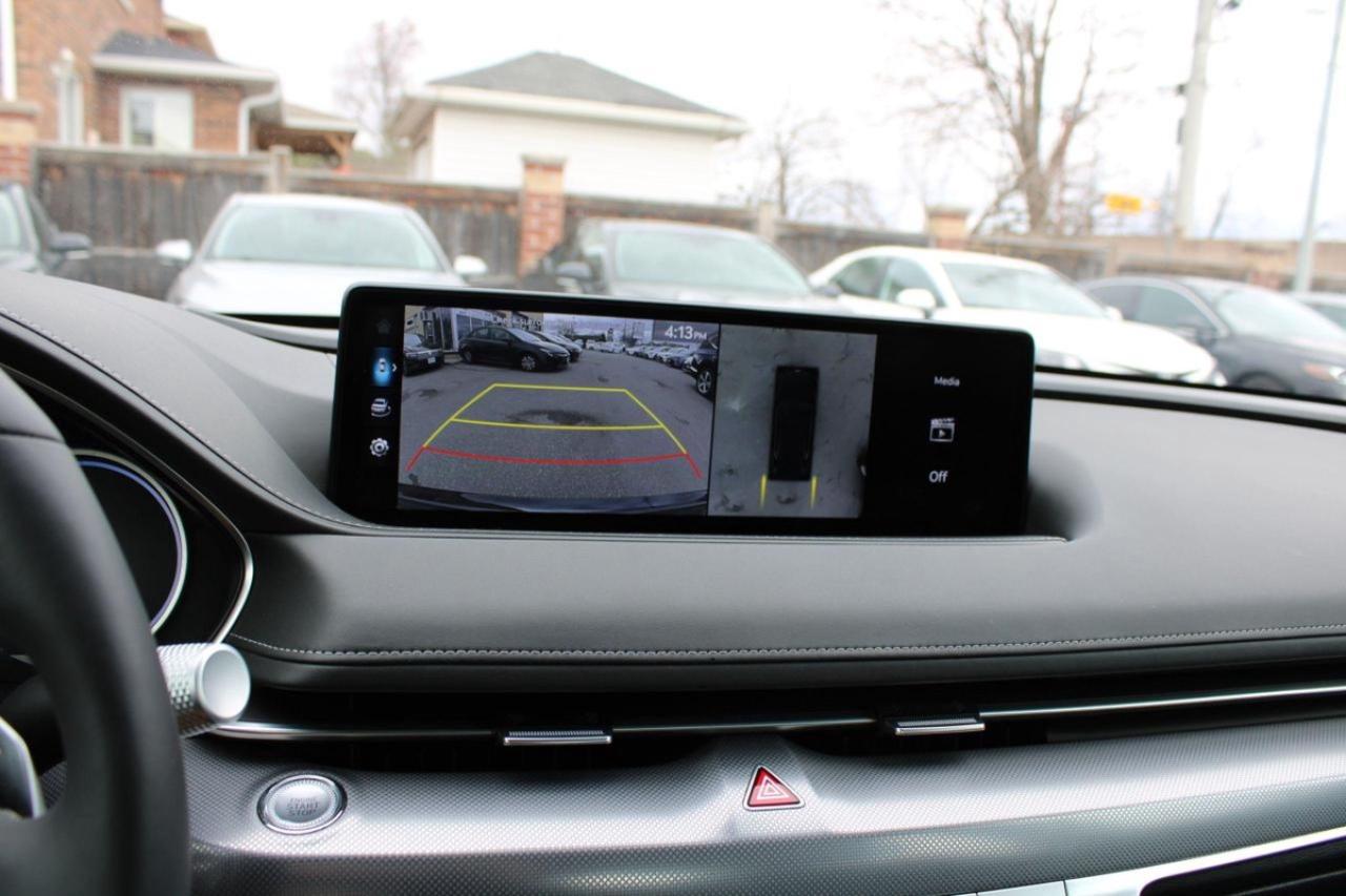2024 Genesis G80 2.5T Advanced - Photo #21
