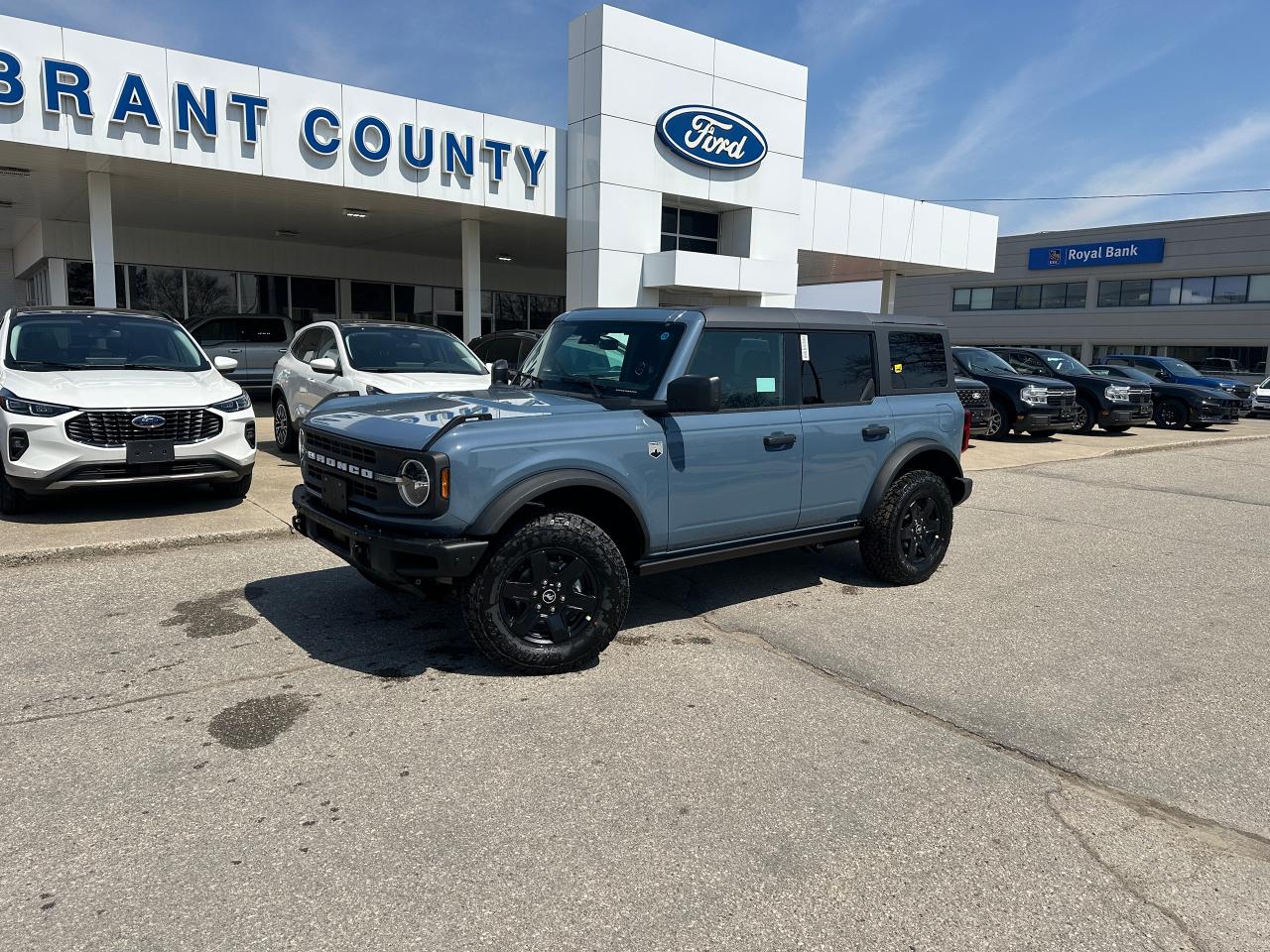 New 2025 Ford Bronco BLACK DIAMOND | 2 TOPS | HEATED SEATS for sale in Brantford, ON