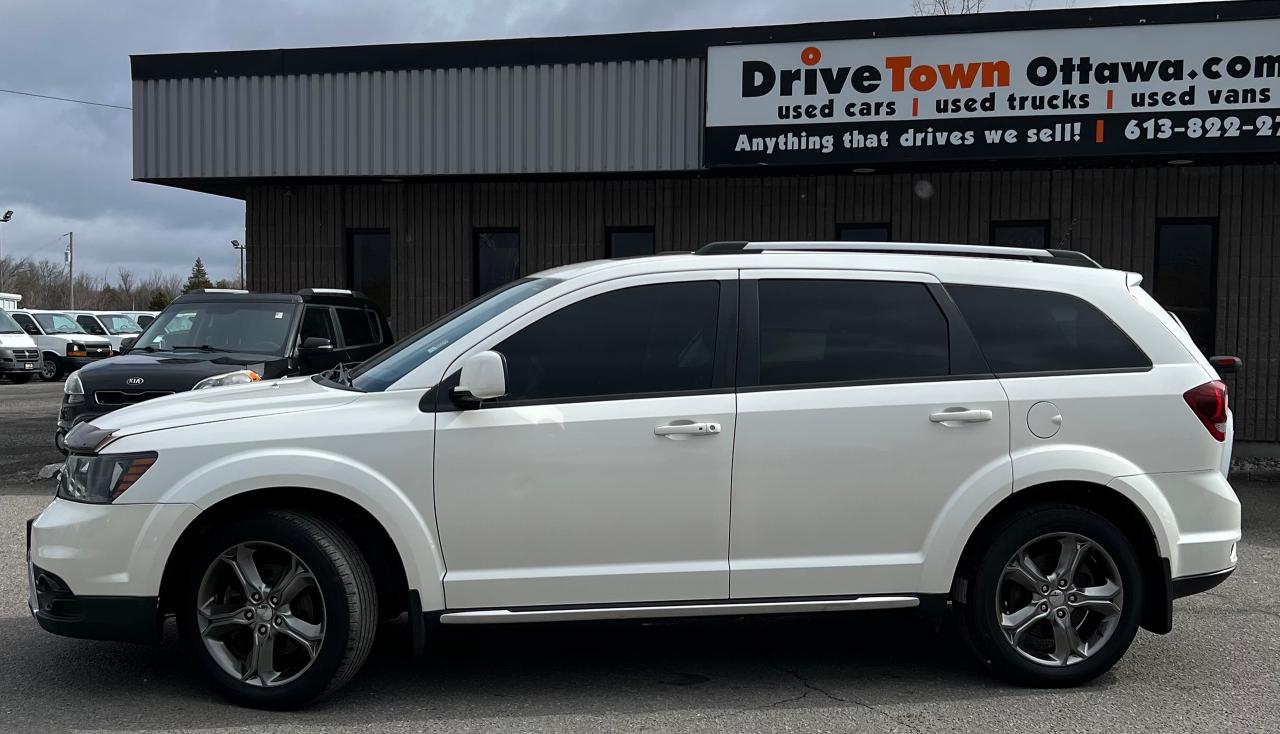 2016 Dodge Journey AWD 4DR CROSSROAD - Photo #2
