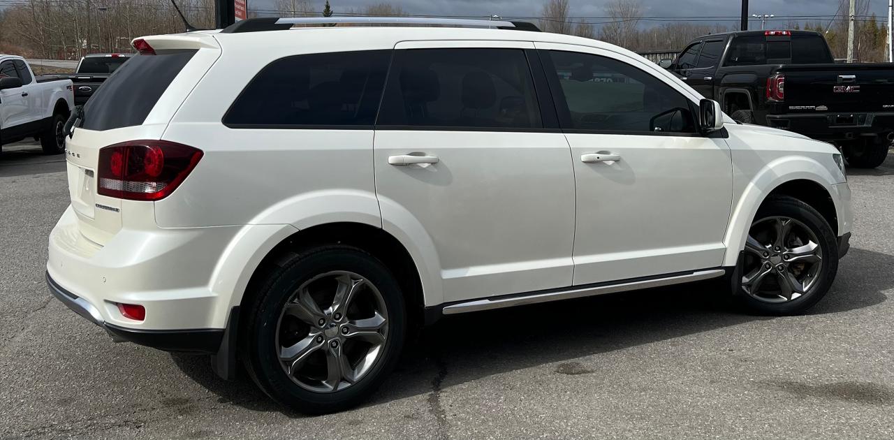 2016 Dodge Journey AWD 4DR CROSSROAD - Photo #5