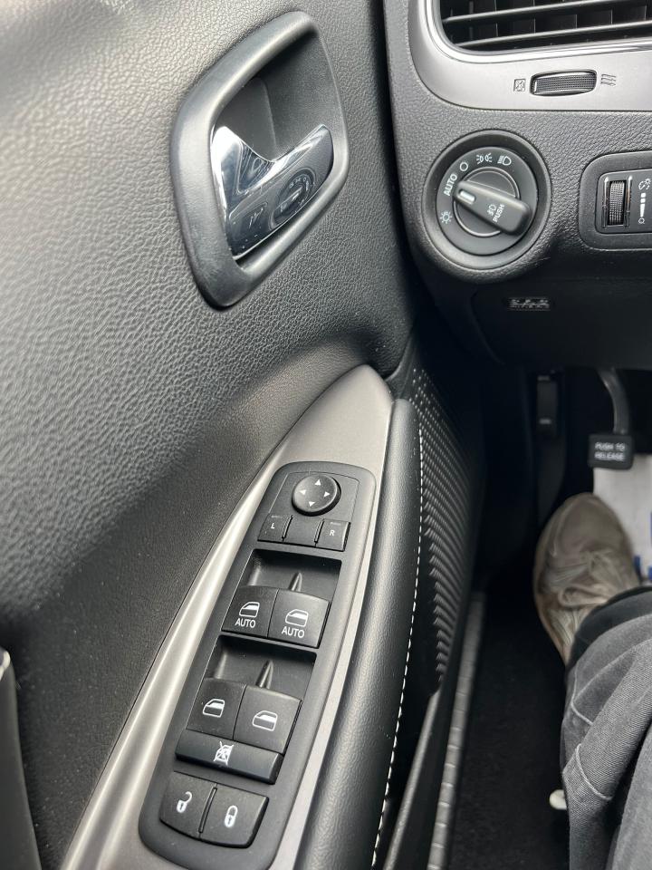 2016 Dodge Journey AWD 4DR CROSSROAD - Photo #7