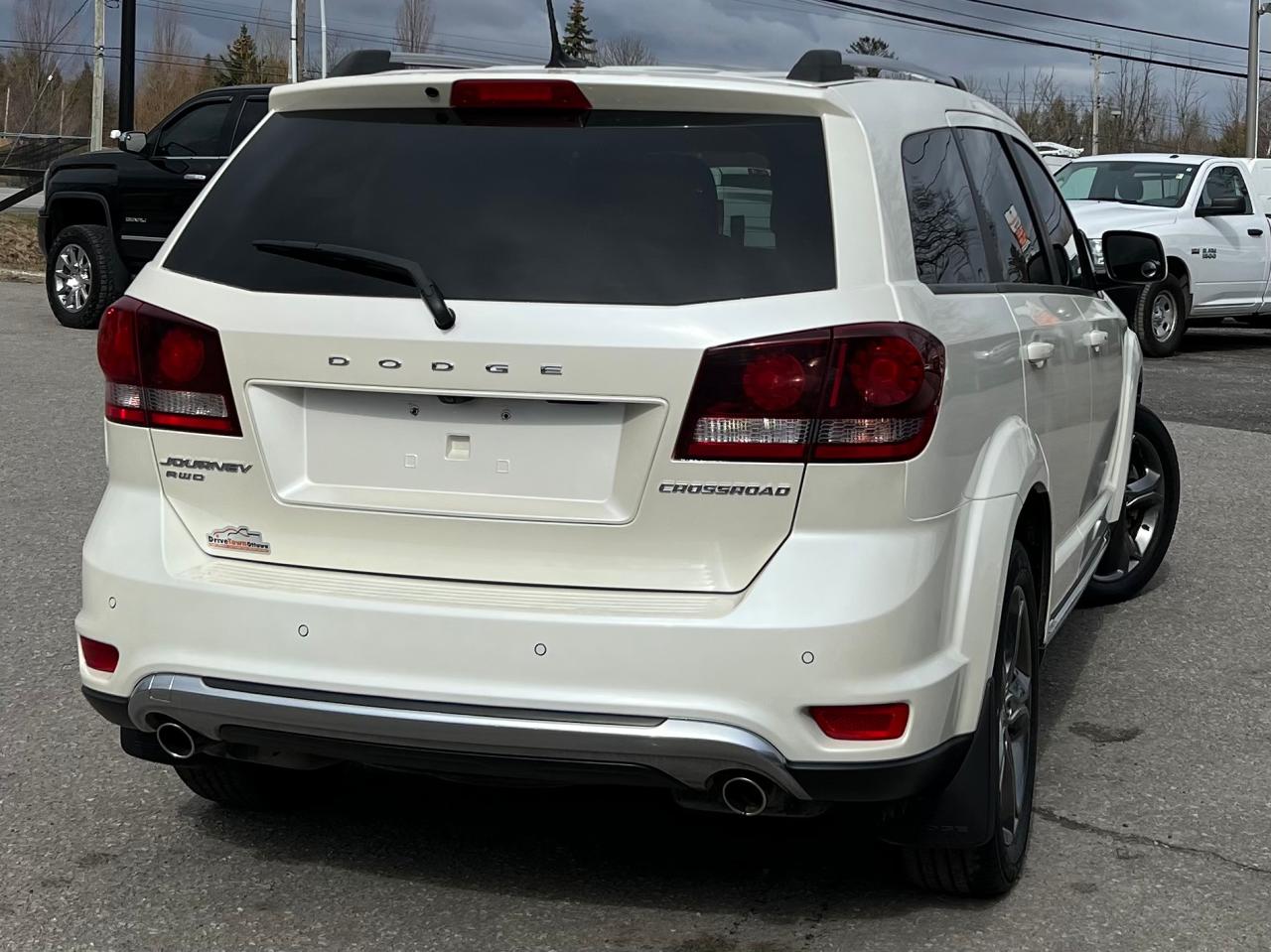 2016 Dodge Journey AWD 4DR CROSSROAD - Photo #4