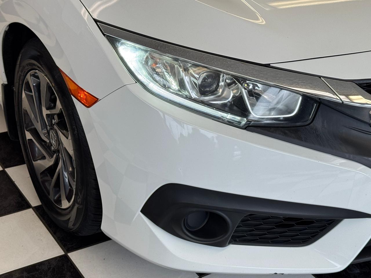 2018 Honda Civic EX+New Tires+Brakes+Adaptive Cruise+Roof+LaneKeep Photo93