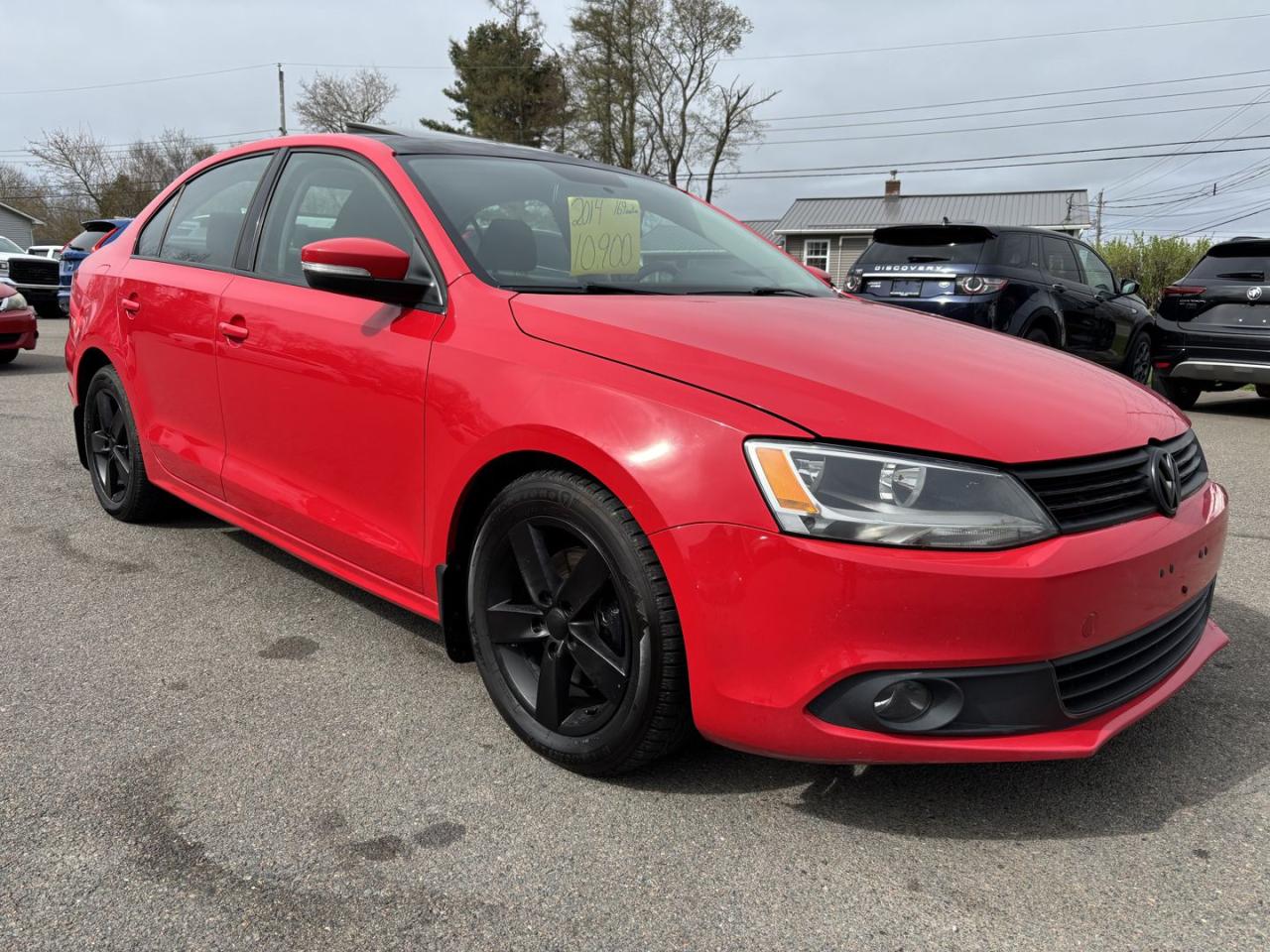 Used 2014 Volkswagen Jetta TDI / LEATHER / POWER SUNROOF / ALLOY WHEELS / BLUETOOTH for sale in Truro, NS