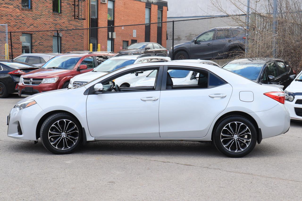 2015 Toyota Corolla S | Auto | Leather | Sunroof | Nav | Cam | Alloys Photo6