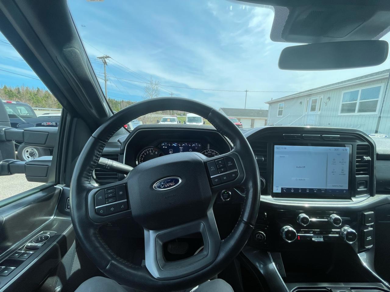 2022 Ford F-150 XLT 4WD SuperCrew 5.5' Bo Photo5