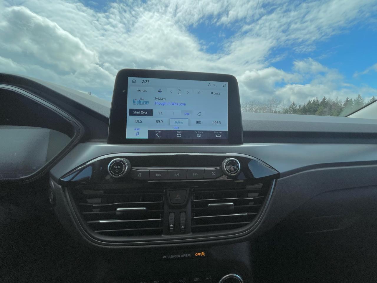 2025 Ford Escape Active AWD Photo5