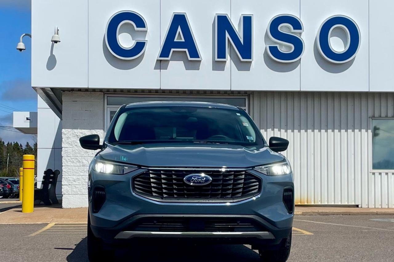 2025 Ford Escape Active AWD Photo1