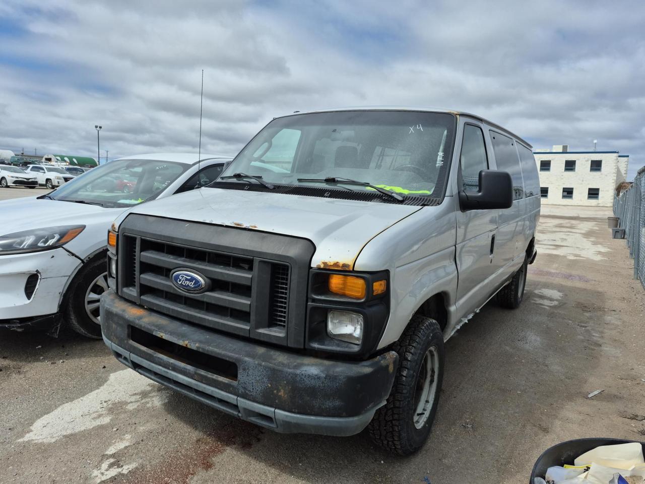 Used 2011 Ford Econoline E150 WAG for sale in Innisfil, ON
