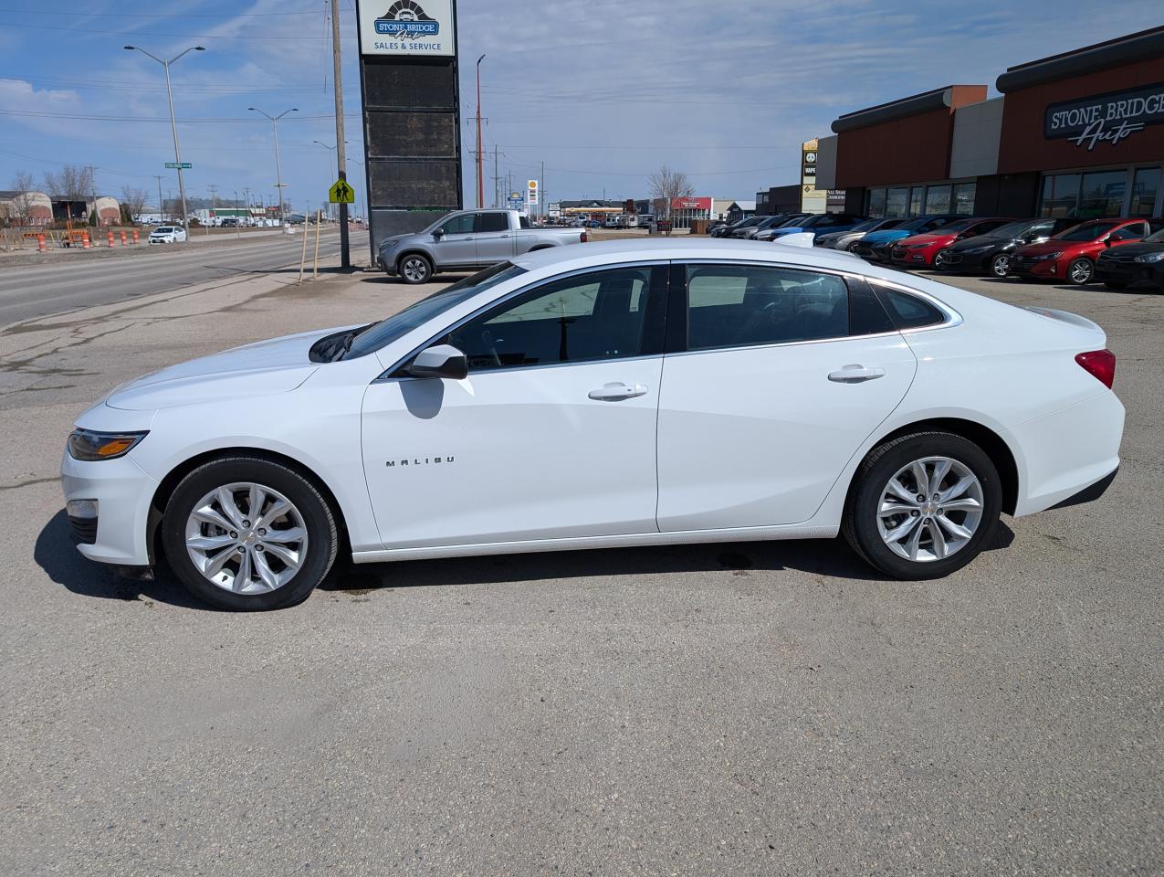 2024 Chevrolet Malibu 1LT | MB Car | No Accidents | Apple CarPlay - Photo #6