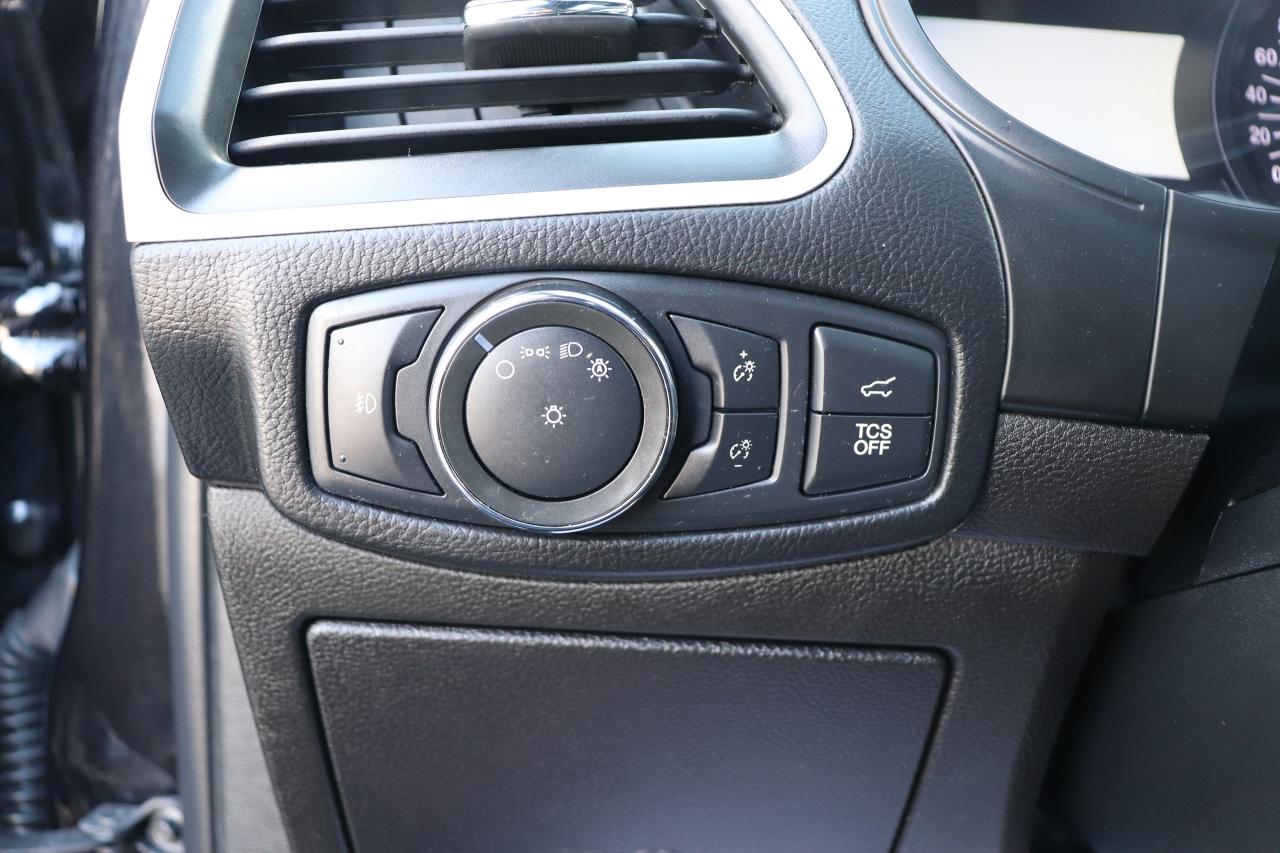 2022 Ford Edge ST LINE AWD Photo5