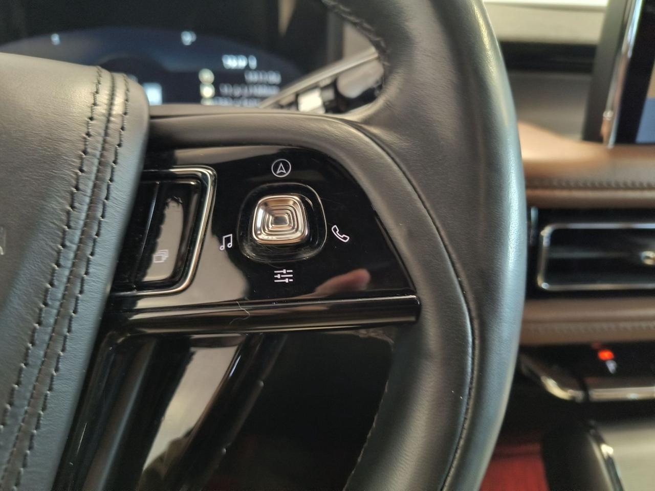 2023 Lincoln Aviator Reserve Photo