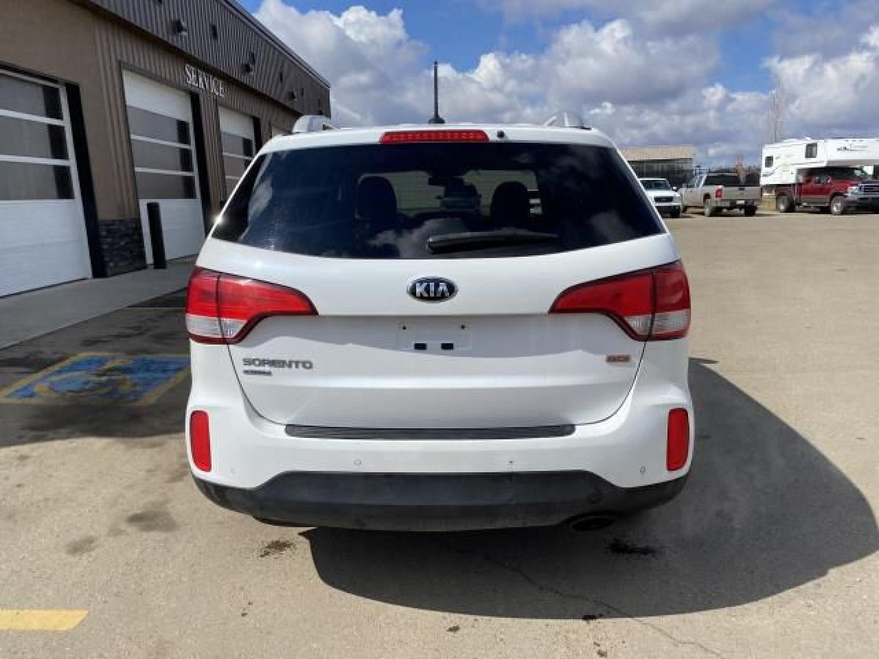 2014 Kia Sorento LX AWD - Photo #3