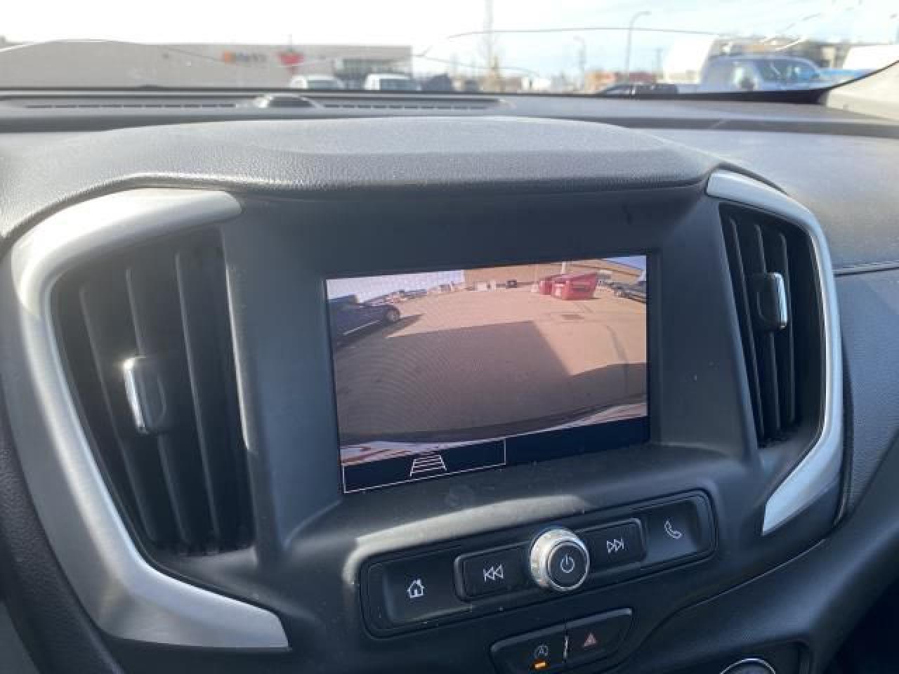 2022 GMC Terrain SLE AWD - Photo #14