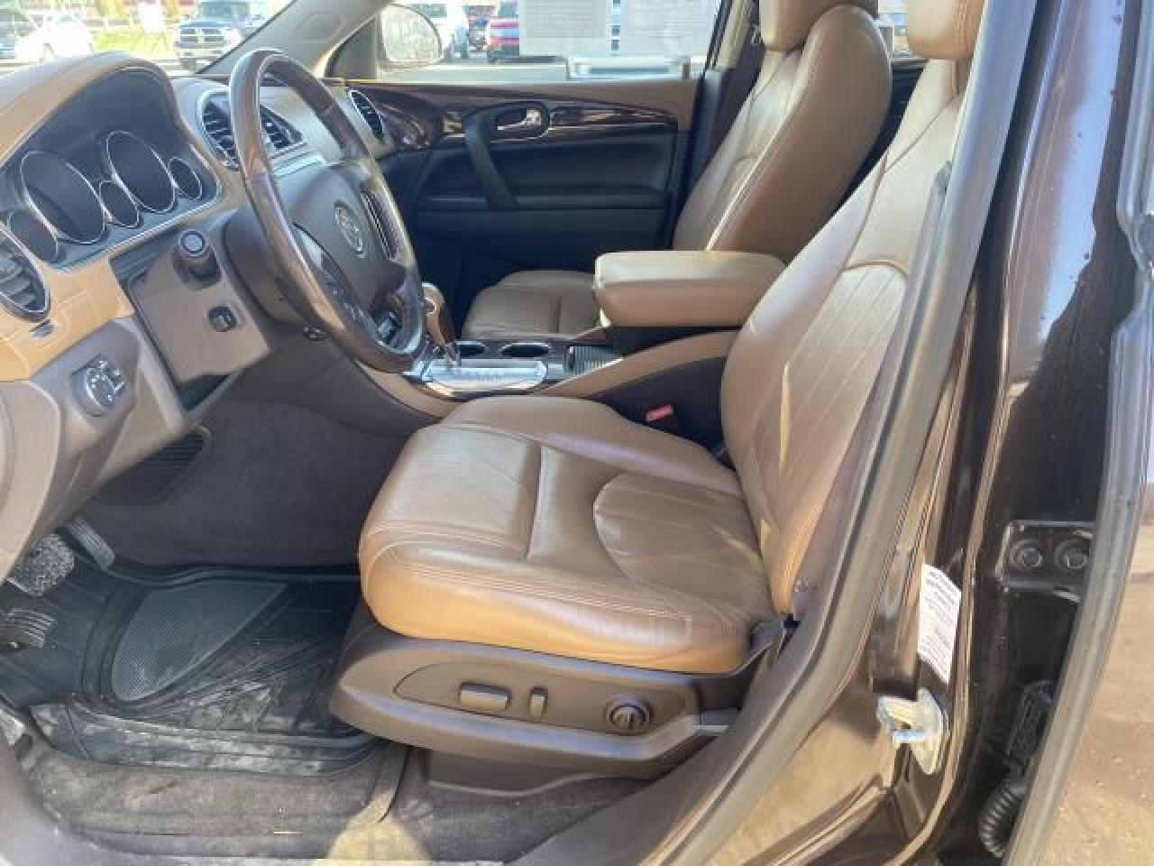 2017 Buick Enclave Premium AWD - Photo #12