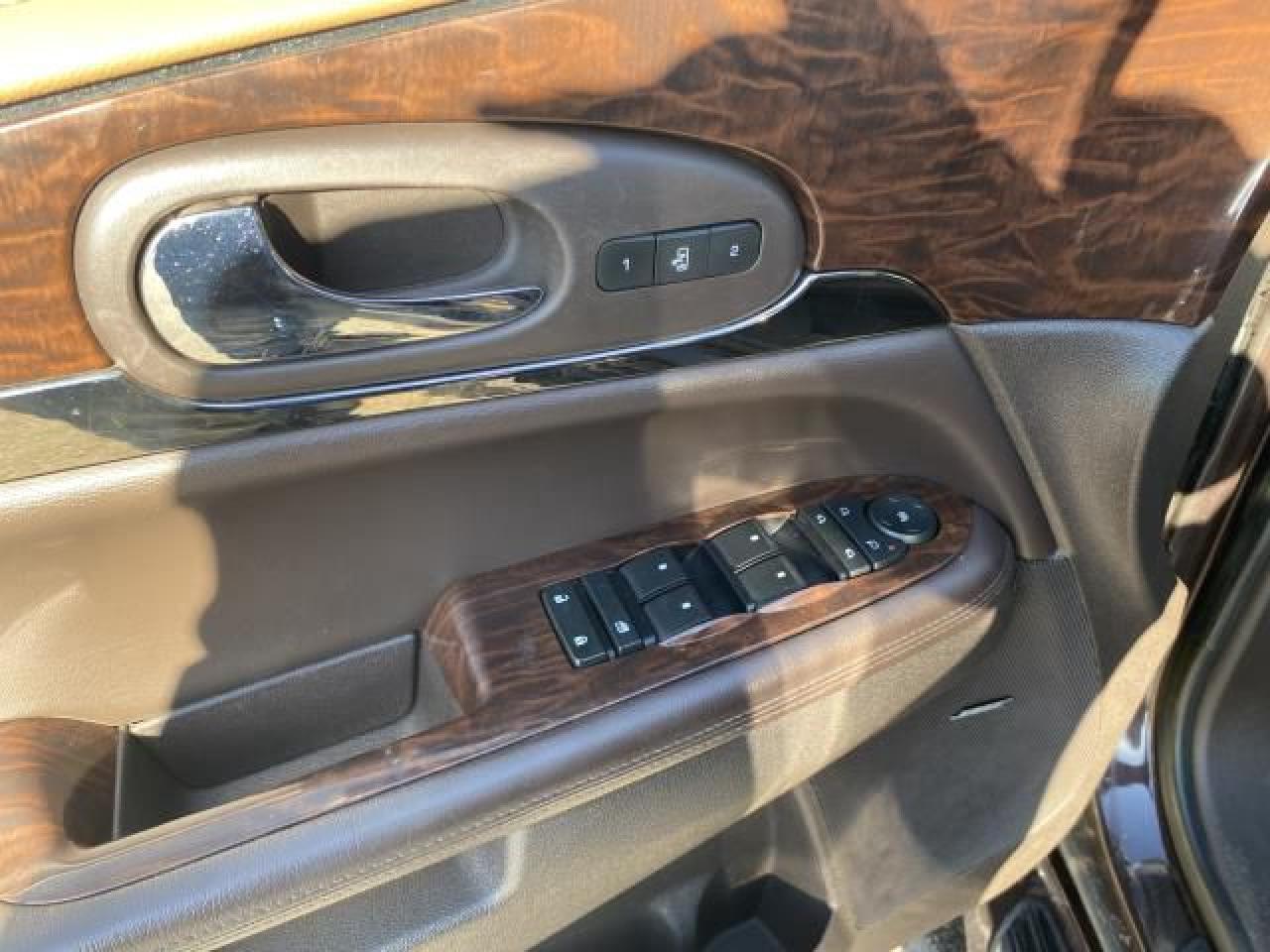2017 Buick Enclave Premium AWD - Photo #13
